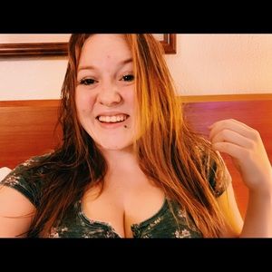 Meet your Posher, Vallery